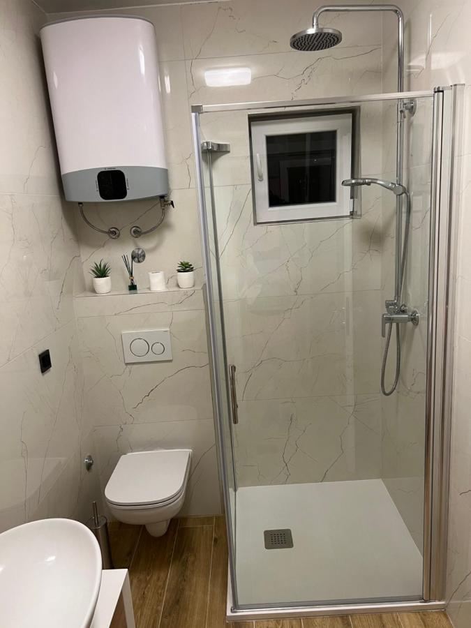 Apartman Oneum أوميس المظهر الخارجي الصورة